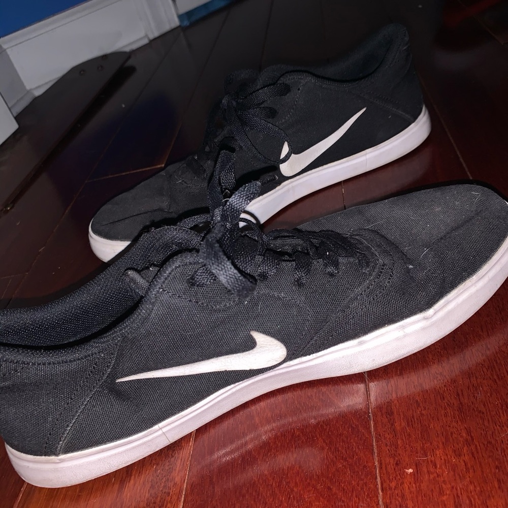 Nike Men's Sneakers - Picture 8 of 8